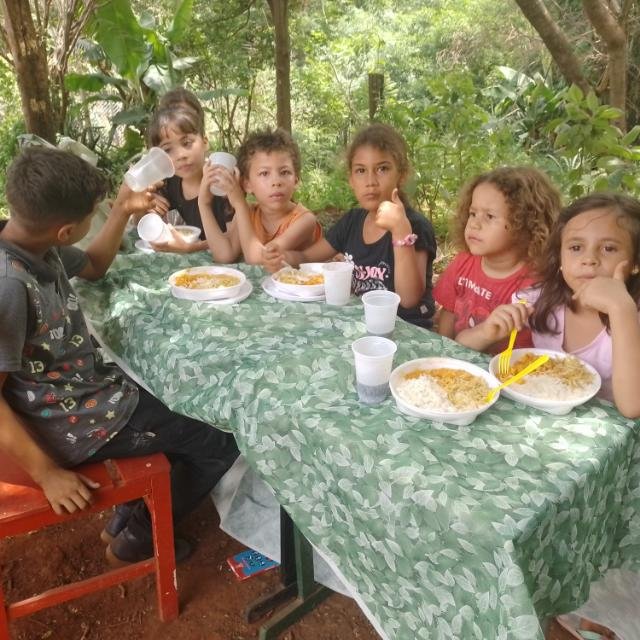 Crianças e Famílias