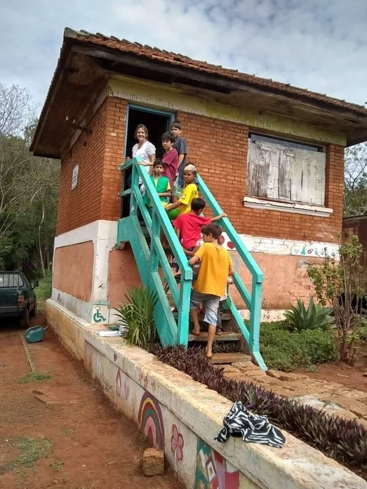 Apoio a Crianças e Famílias